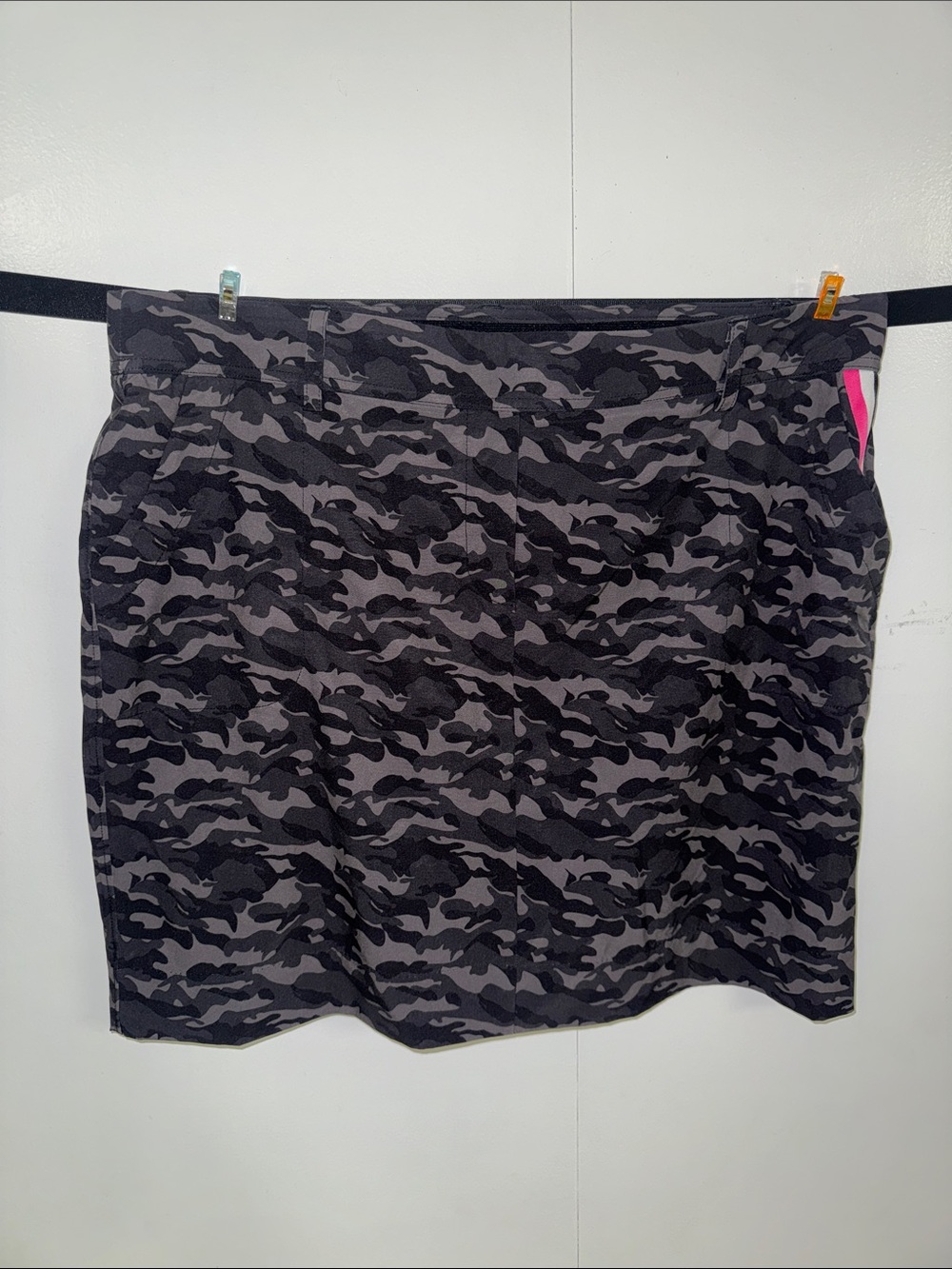 Belyn Key Black & Gray Camo Skort with Pink Tag